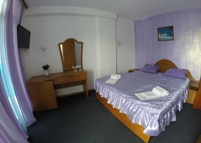 Palace Хотел 2*